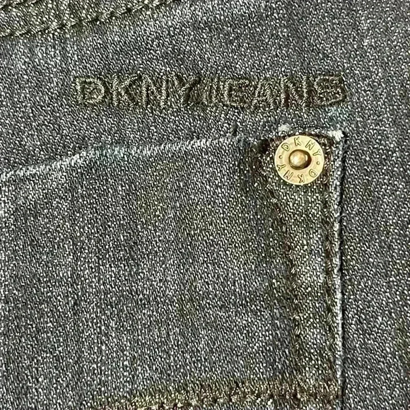 DKNY Women’s  Dark Wash Jeans SIZE 10 - Picture 12 of 13
